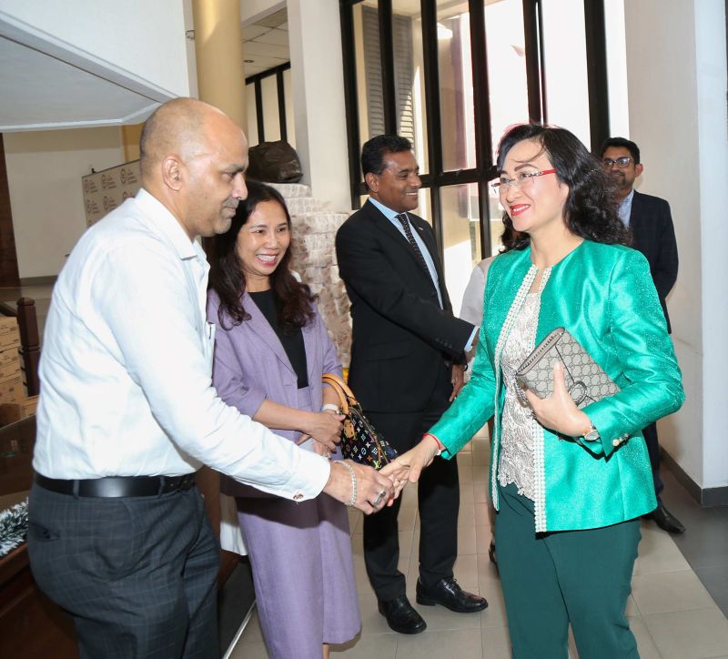 Viet Nam Delegation to Sri Lanka at the Ceylon Chamber of Commerce's.